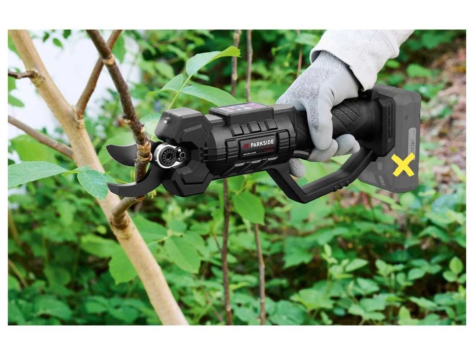 Foarfecă de grădinărit PARKSIDE PERFORMANCE PPAAS 20-Li 20v acumulator