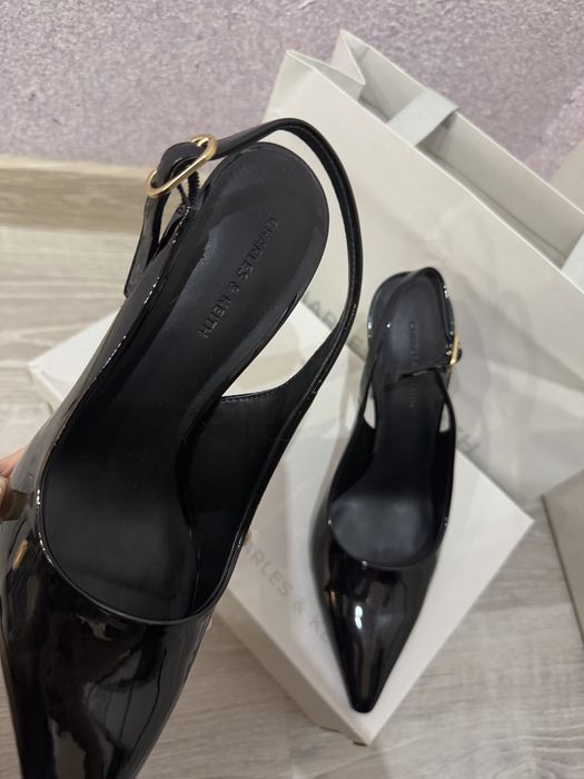 Туфли charles & keith