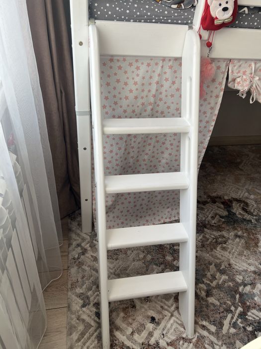 Продам кровать чердак