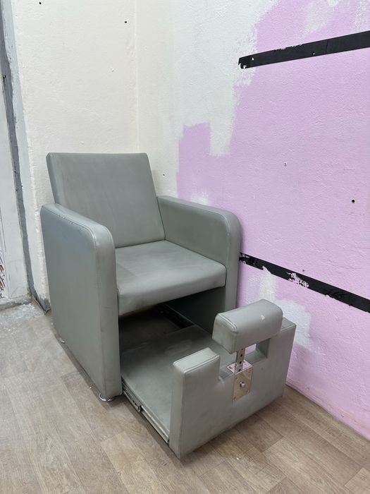 Продам педикюрное кресло