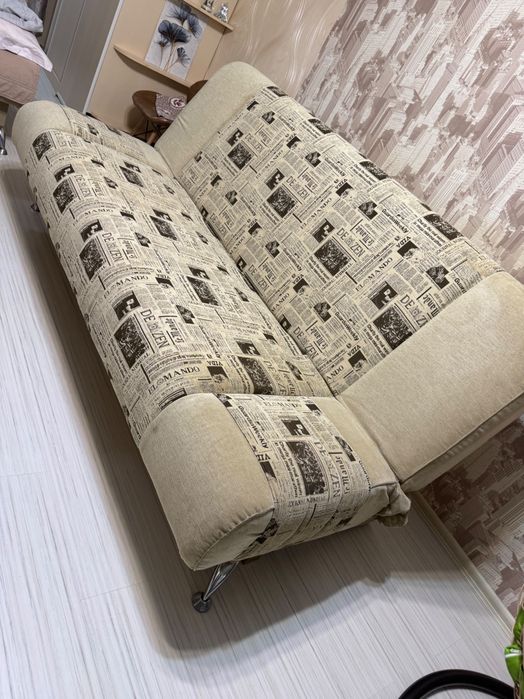 Продам диван и два кресла б/у