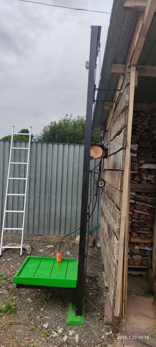 Лифт - подъемник.