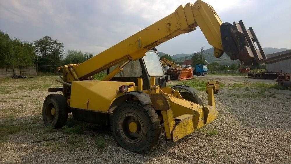Dezmembrez stivuitor  telescopic Caterpillar TH14 -piese de schimb CAT