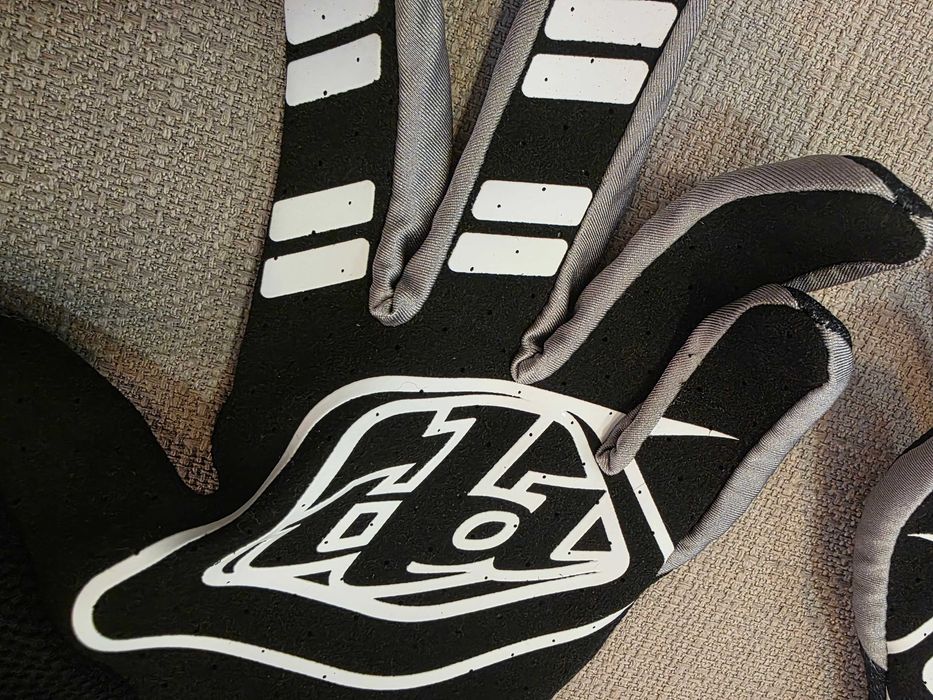 Troy Lee Design`s GP Air Pro manusi mtb - marime L