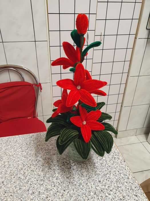 Aranjamente florale lucrate manual