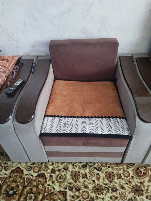 Продам кресло две штуки