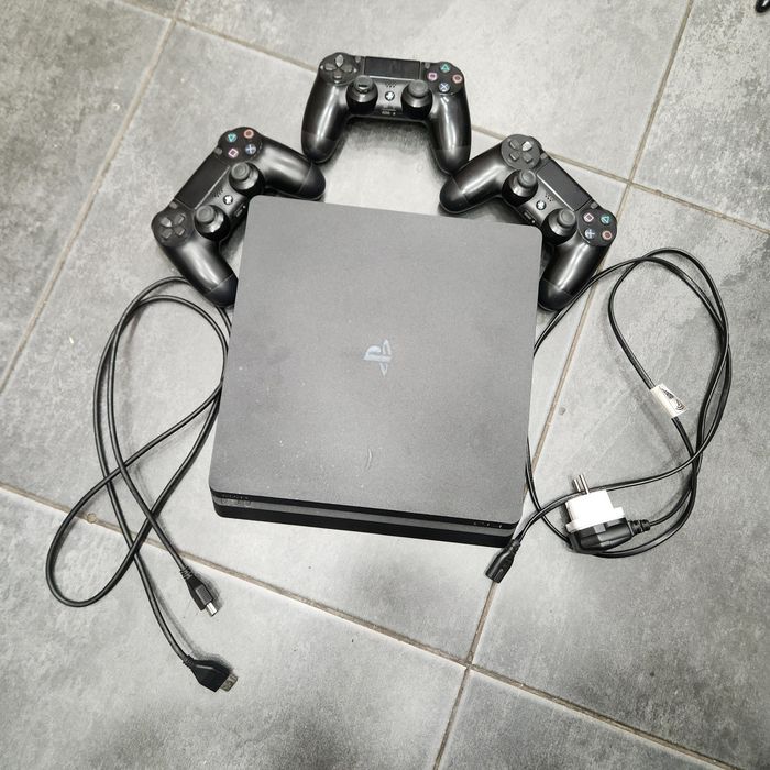 Hope Amanet P11-Playstation 4 slim/3 manete/512gb