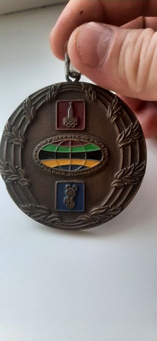 Значки разной тематики