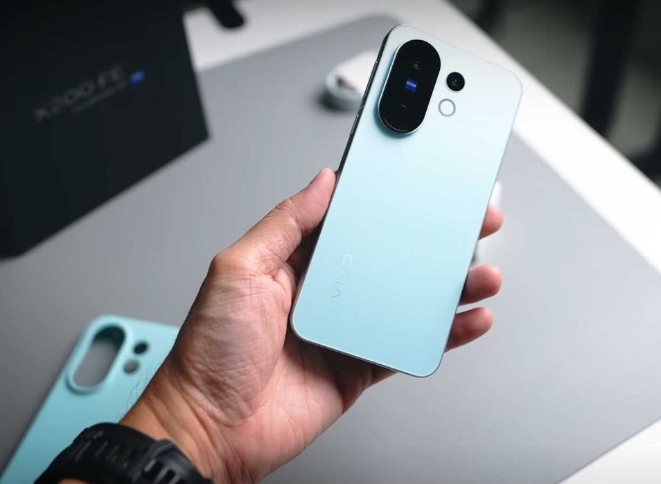 Vivo X200 FE Dual sim 5G глобален c bg меню, 6500mAh, Android auto