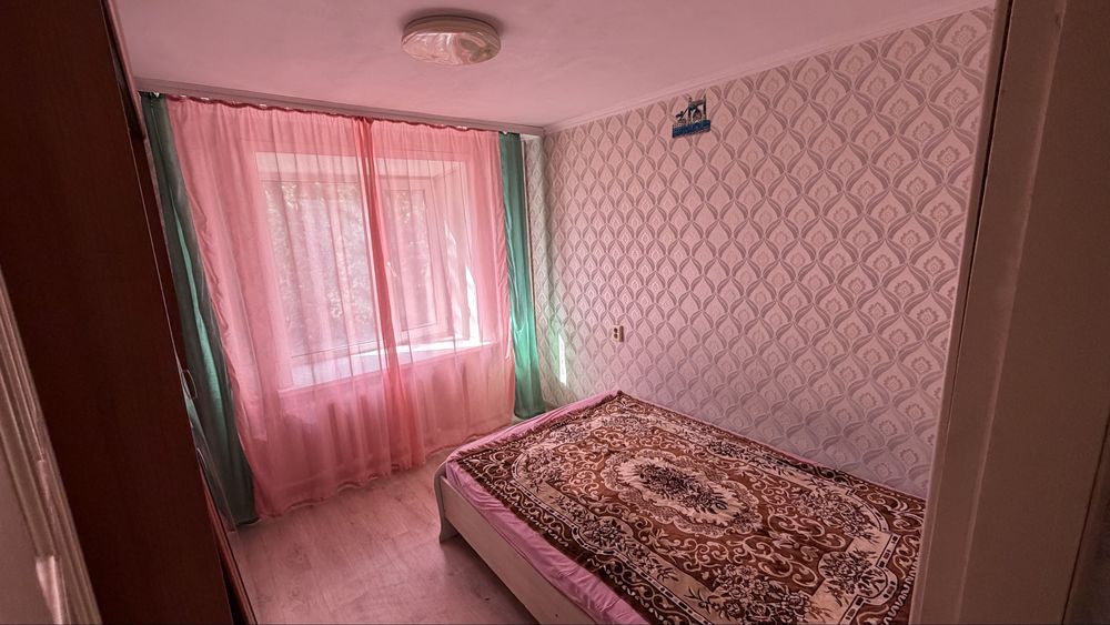 Продам квартиру 3 комн в центре