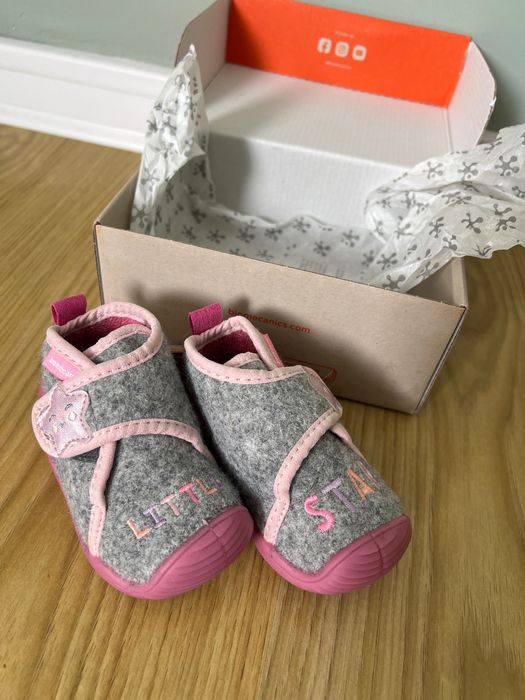 Пантофи Biomecanics за момиче