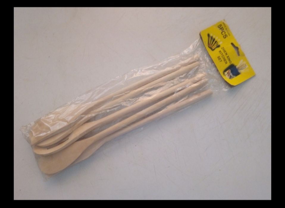 Комплект дървени прибори