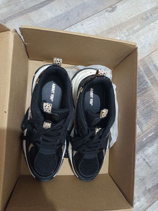 Нови маратонки сникърси 40 About you