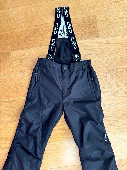 CMP ски екип за 140см, 10г