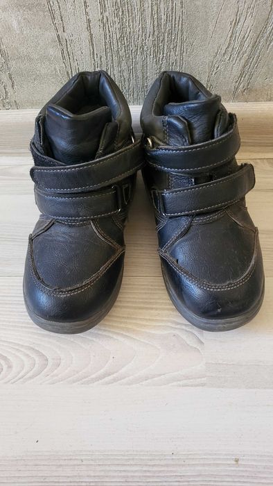 Нови кожени ботички