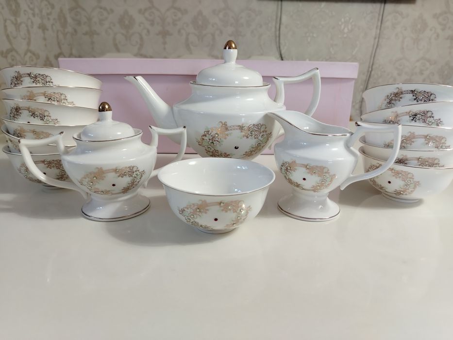 Продам красивый чайный сервис