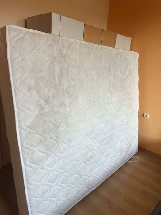 ПОДАРЯВАМ Матрак 160 / 200