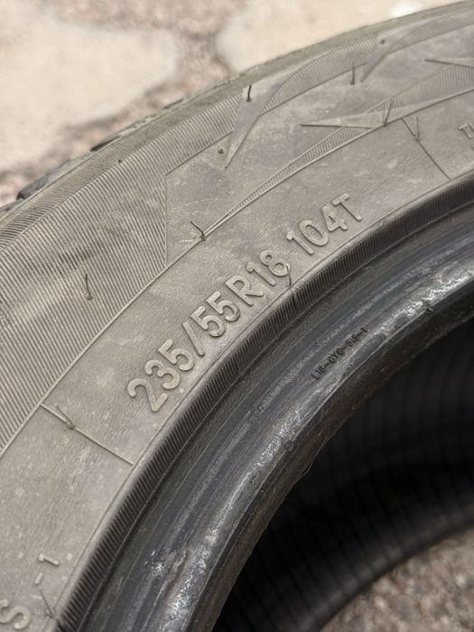 Зимние резины TOYO 235/55R18