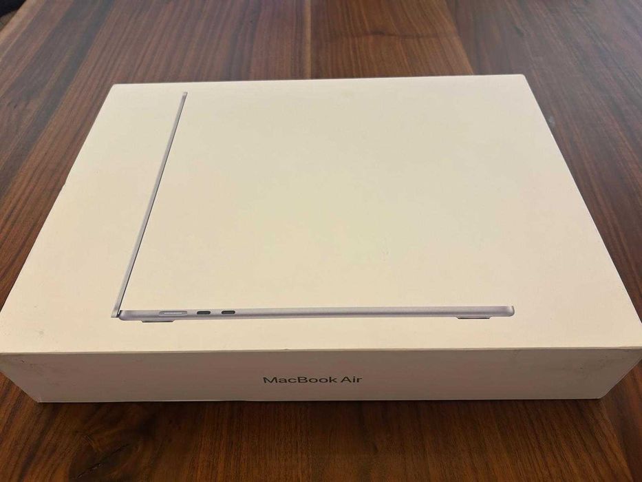 MacBook Air 15” M4 16GB 256GB 2025 – Nou, Sigilat