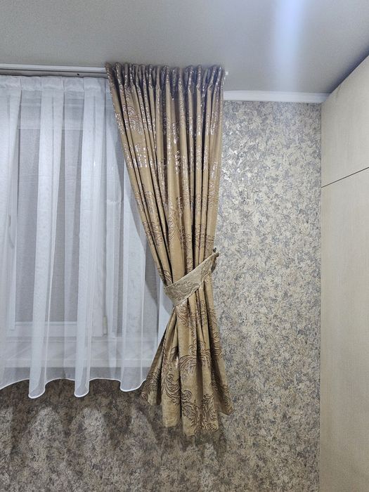 Продам короткие теневые шторы