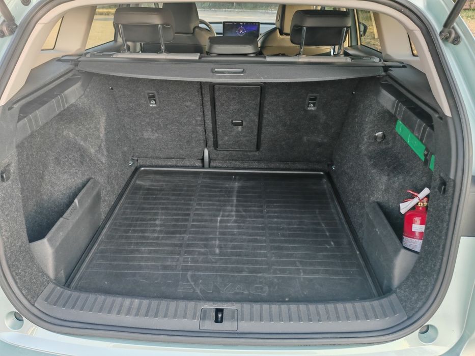 Skoda Enyaq iV60 Executive, термопомпа, гаранция