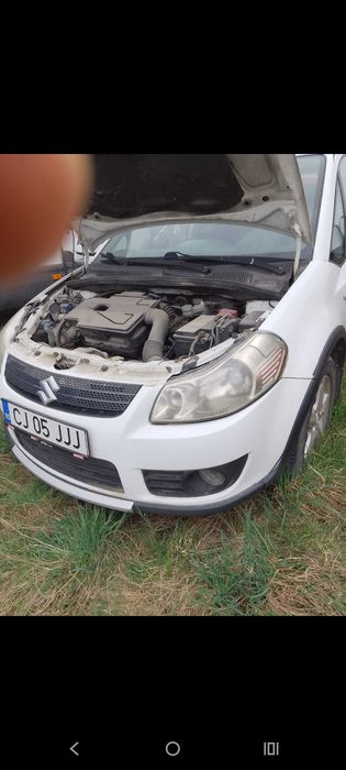 SUZUKI Sx4