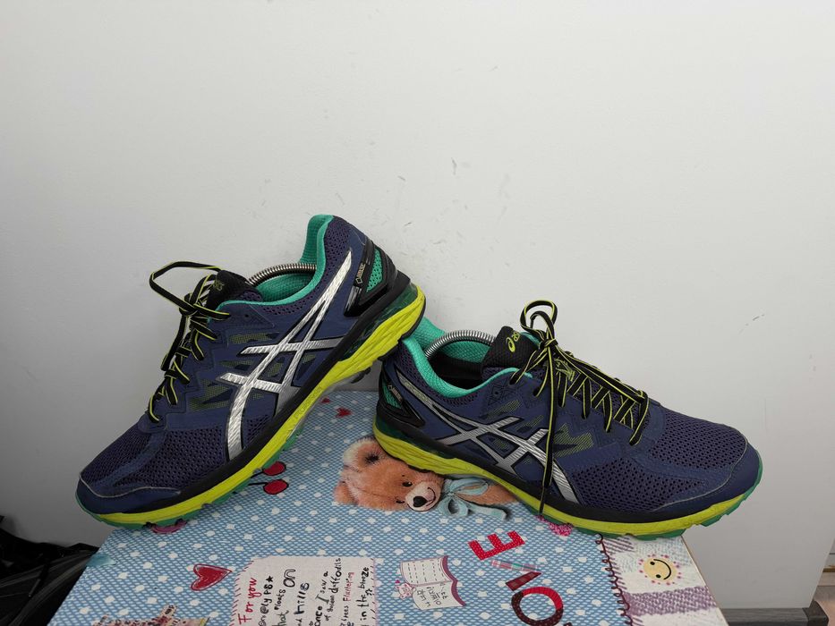 Asics GT-2000 4 Gore-Tex''оригинални маратонки 44.5 номер
