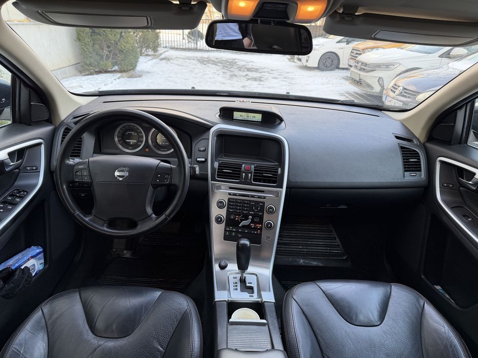 Volvo xc 60 AWD tractiune integrala km reali impecabila!!