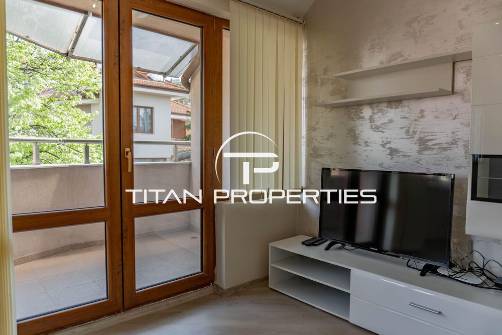 Дава се под наем Тристаен апартамент в Пловдив, Център - 120 кв.м за 550 € - Снимка #3