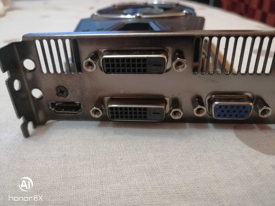 Placa video Asus Gt 640 2 G dd3