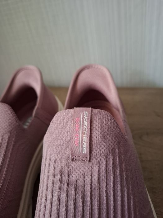 Skechers дамски обувки 38 номер.