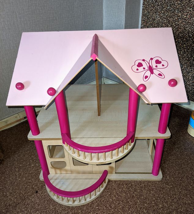 Домик игрушечный