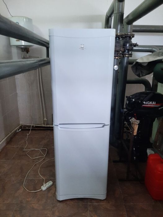 Холодильник  доставка