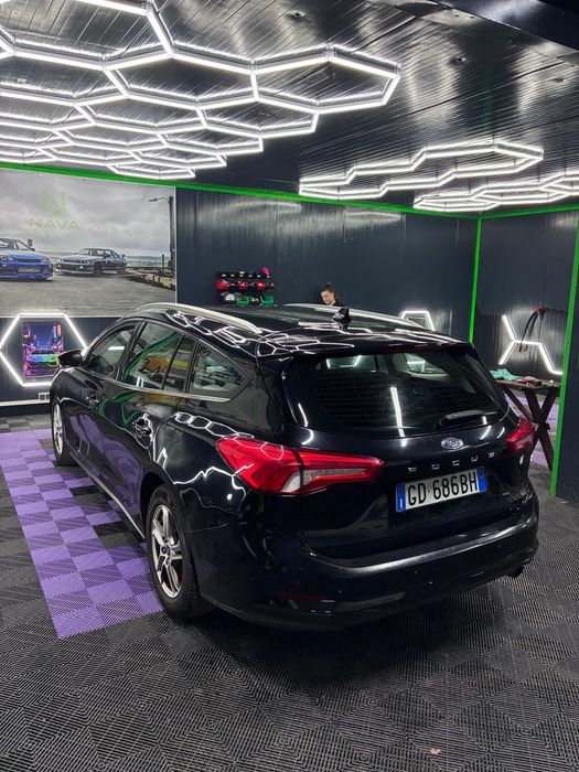 FORD Focus 2020 — imagine 7