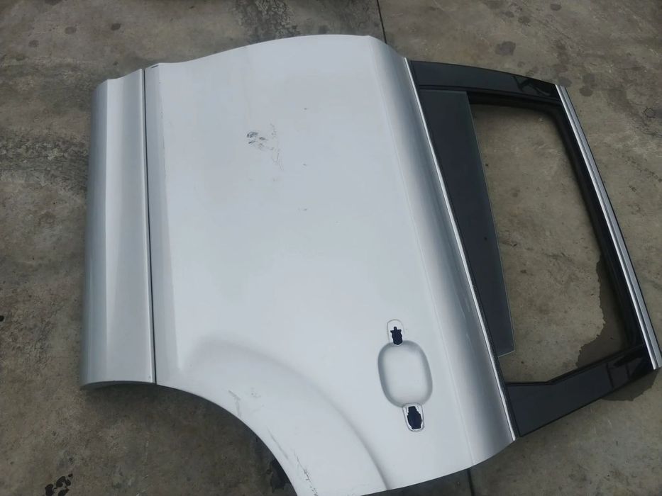 usa portiera stanga spate  audi q7 4l 2009