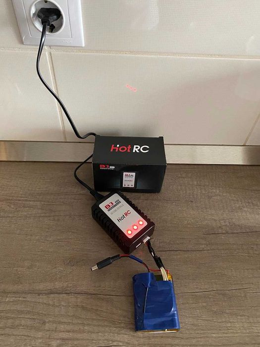 Incarcator acumulatori Li-Po Li-Ion 2S 3S airsoft IMAXRC B3 PRO