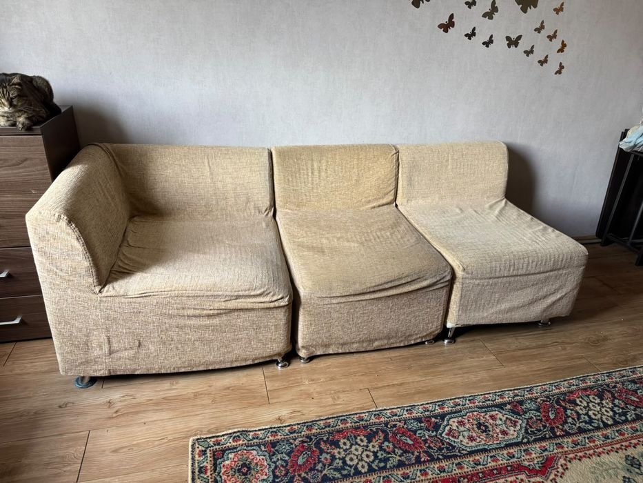 Отдам диван даром