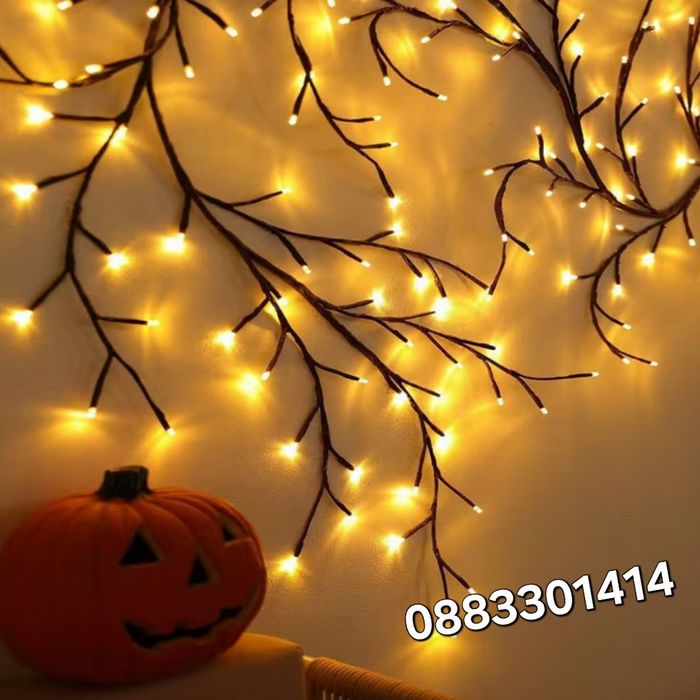 Светещо дърво за стена Лампички с дистанционно управление