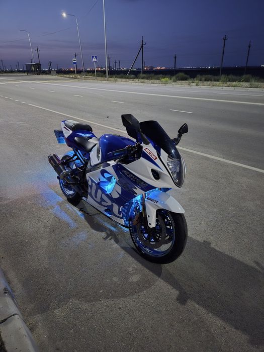 продам мотоцикл SUZUKI GSXR1000