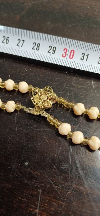 Стара огърлица с кехлибар!