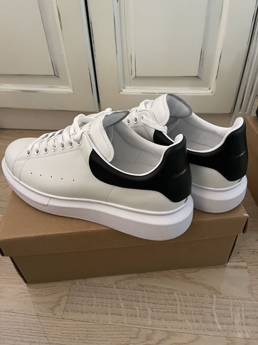 Сникърси McQUEEN