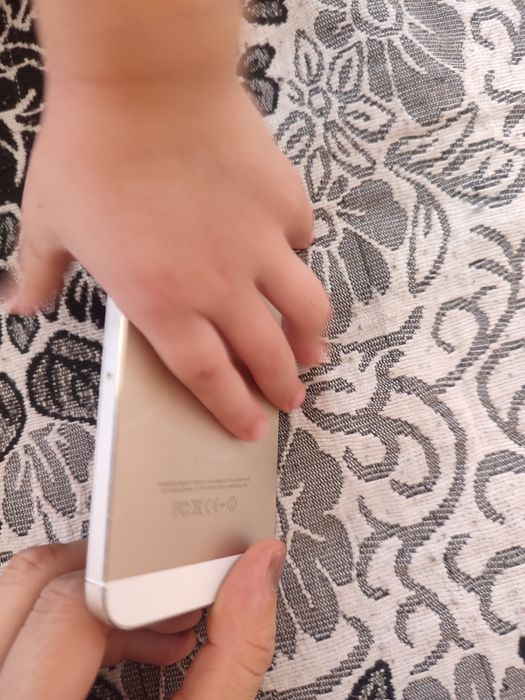 IPhone 5,s yahwi iwledi
