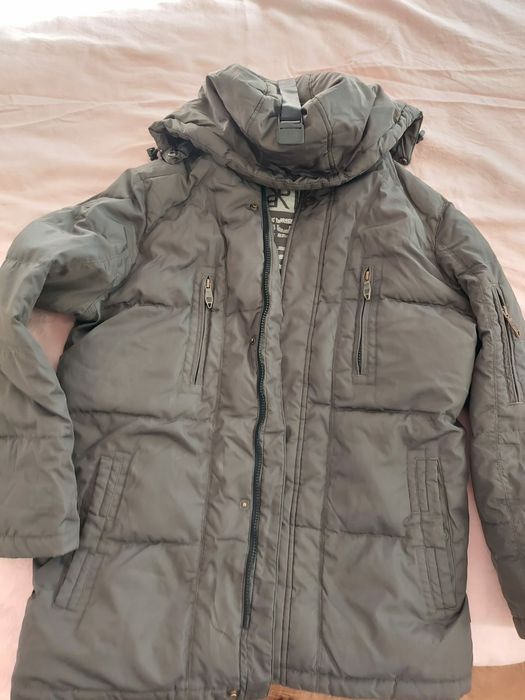 Продам куртки для девочек и мальчика