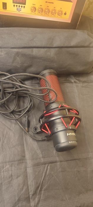Микрофон HyperX QuadCast