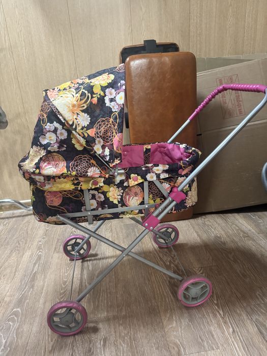 Продам детскую коляску для кукол