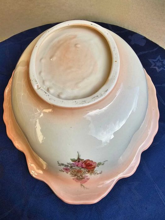 Викториански комплект за баня - кана 4,5л. и леген, произход - Англия.