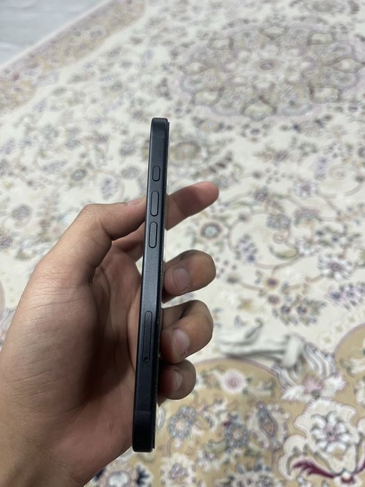 Iphone 16 на гарантии