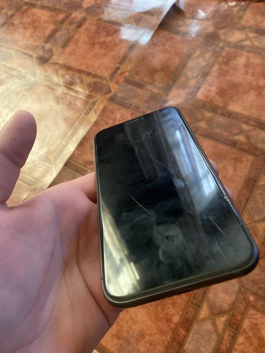 IPhone 11  64 GB