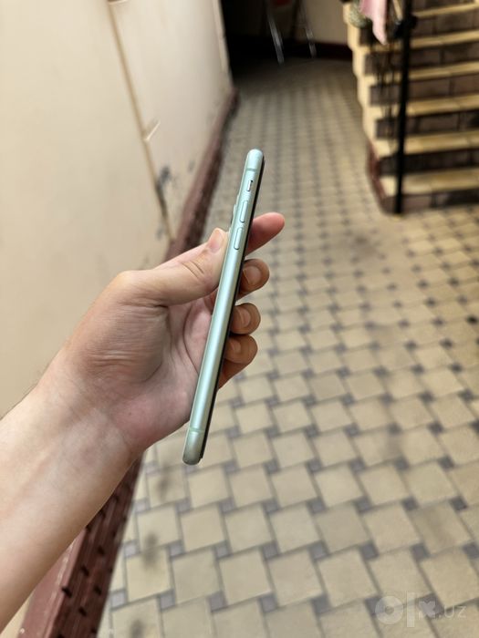 Iphone 11 64gb green