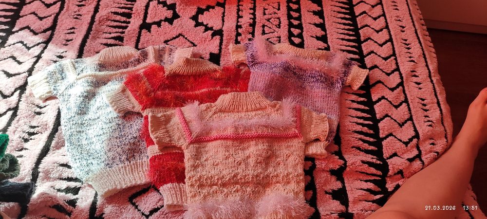 Жилетки теплые вязаные